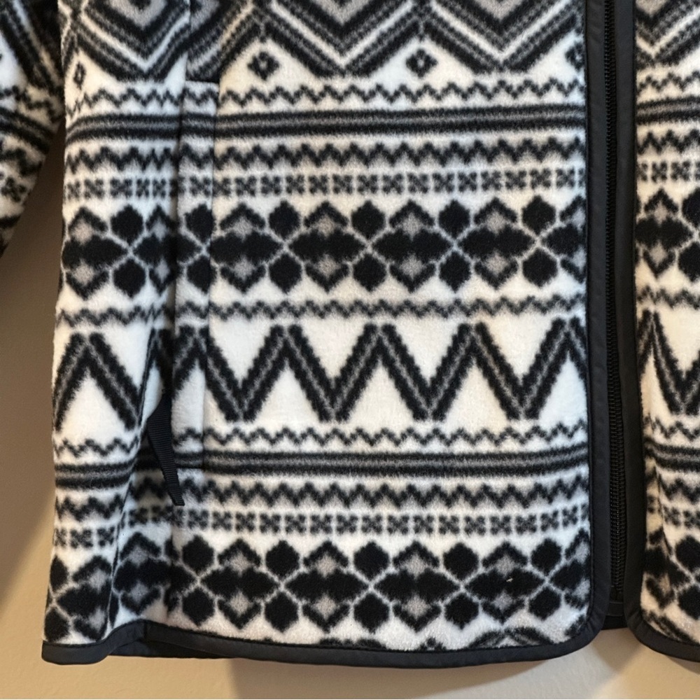 Talbots GEO-PRINT FAIR ISLE POLAR FLEECE JACKET Size Medium - Black and White - Picture 6 of 11